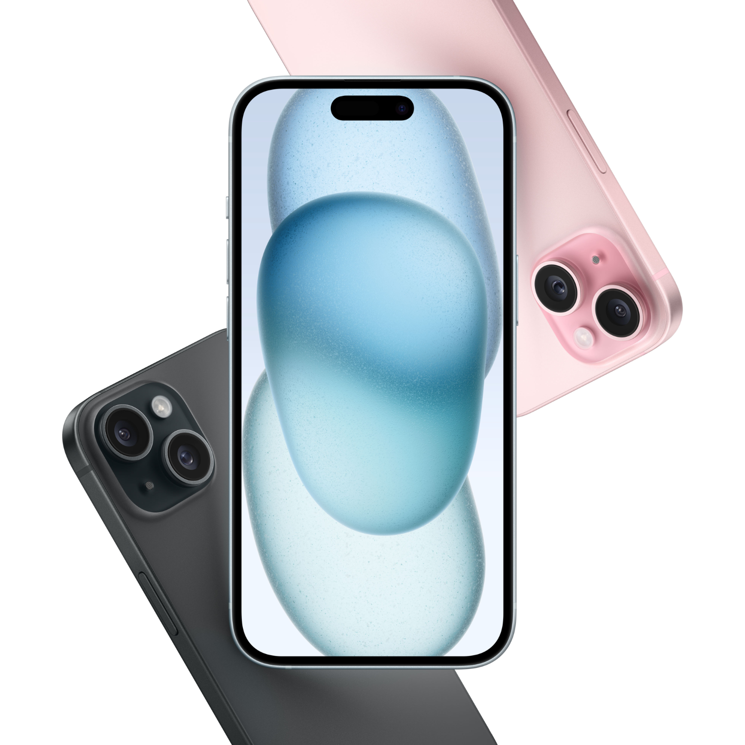 Drie iPhones 15 in zwart, roze en wit, lichtjes gekanteld, met een blauw-witte achtergrond.