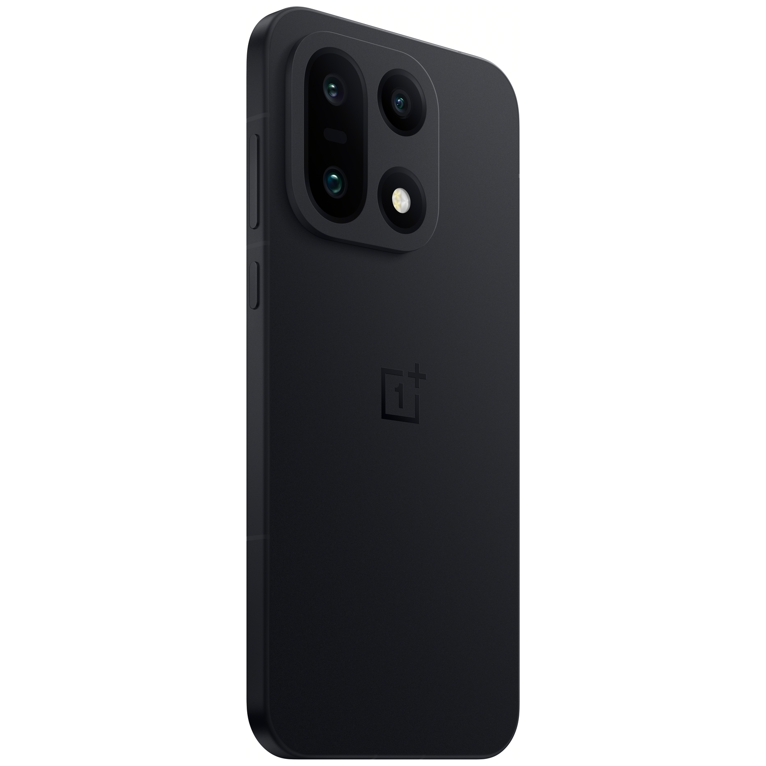 Een zwarte smartphone met een drievoudige cameralens. Het OnePlus-logo is zichtbaar. De telefoon staat schuin en toont de achterkant en zijkant.
