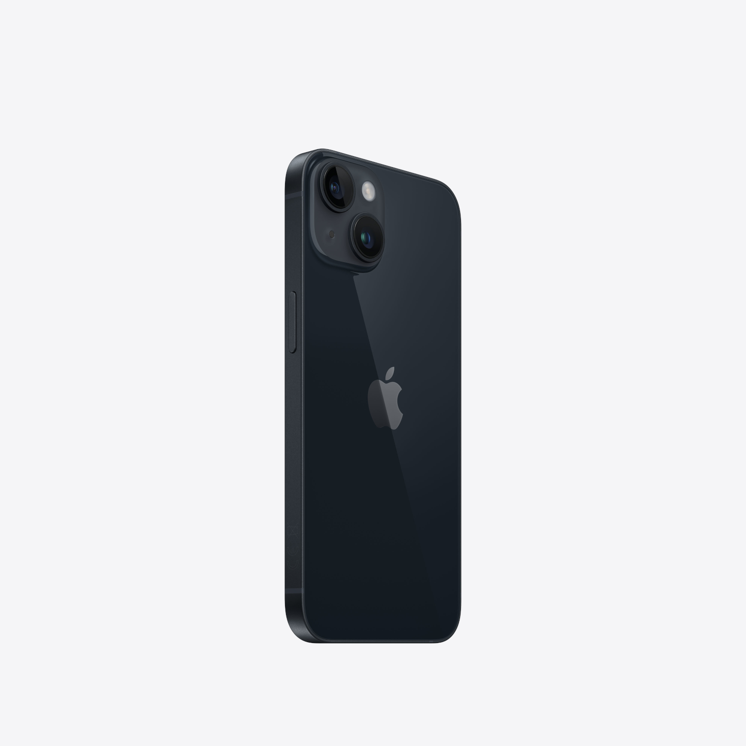 Een donkerblauwe iPhone, schuin, toont de achterkant met Apple-logo en camera.